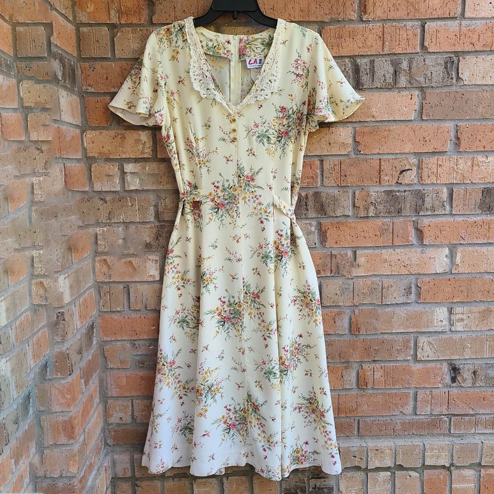 L.A. Vintage 90s Midi Dress Lace Neckline Short Flared Sleeves Back Tie Size 12
